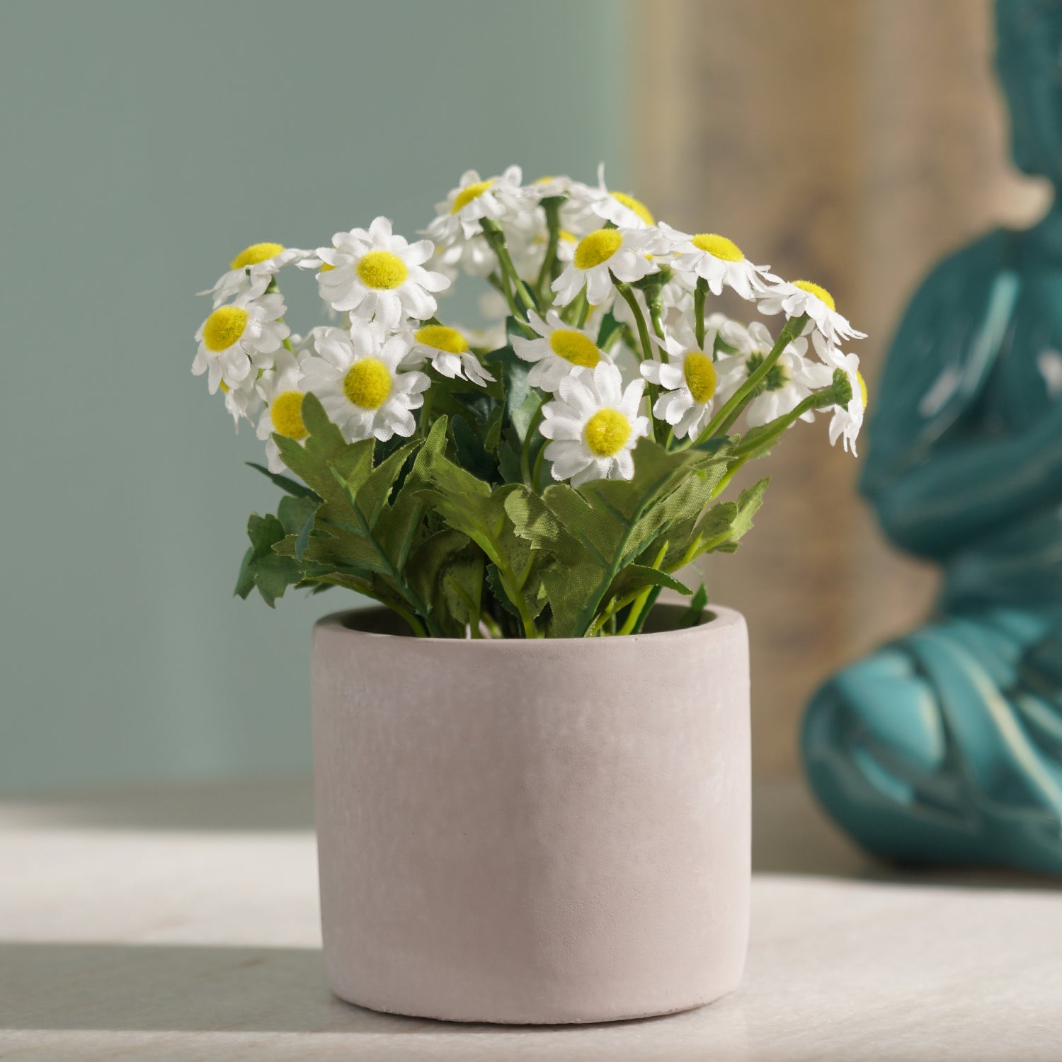 Daisy Pot styled selling photo